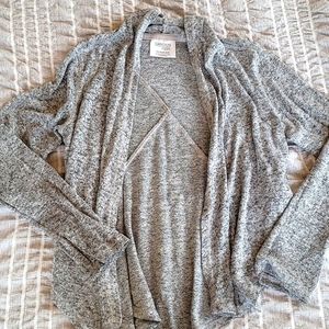 Girls cover-up with thumb holes